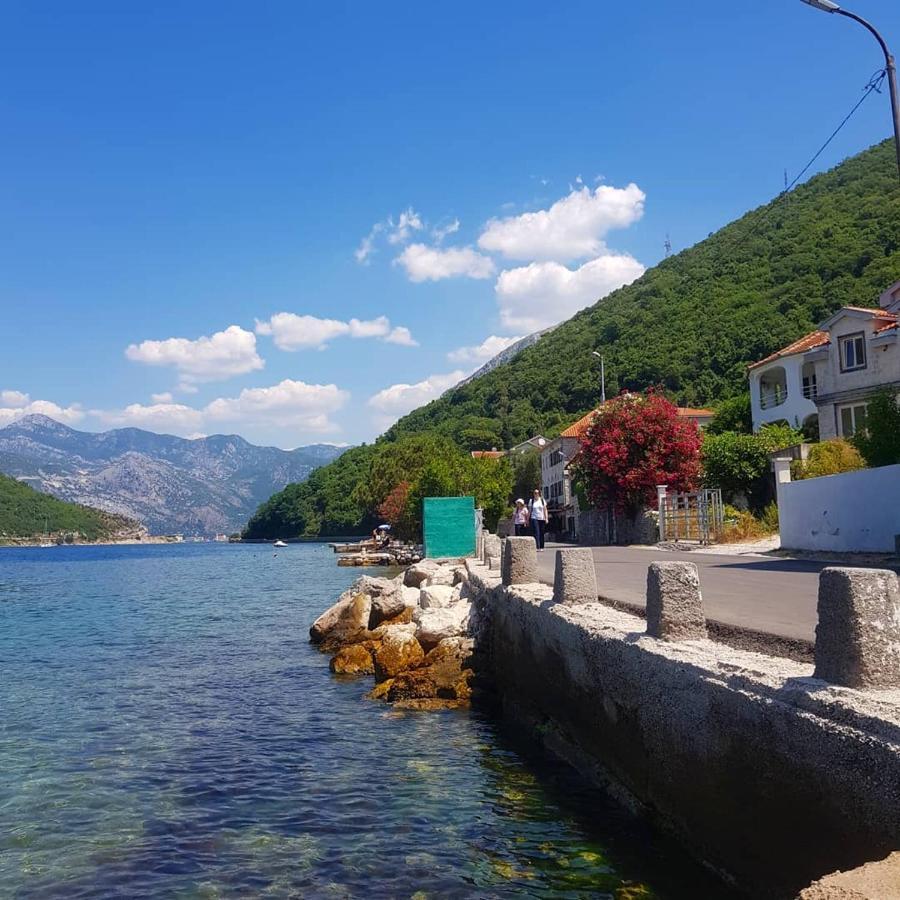 Apartments Todorovic Tivat Exterior foto